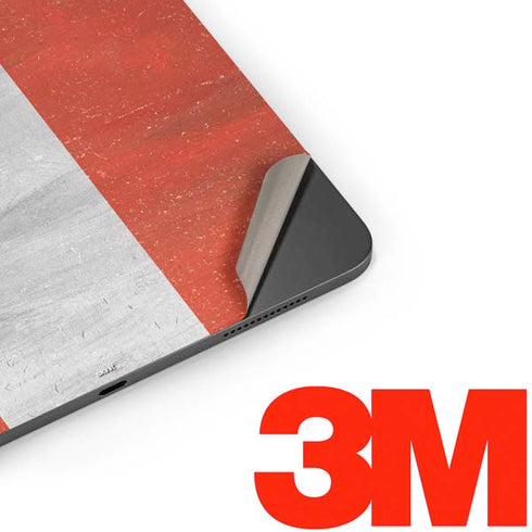 Peru Flag Distressed Apple iPad Pro Skin